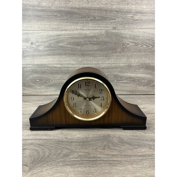 Working-Vintage Linden Electronic Strike Chime Mantle Wooden Clock #7012 Japan - Picture 1 of 9